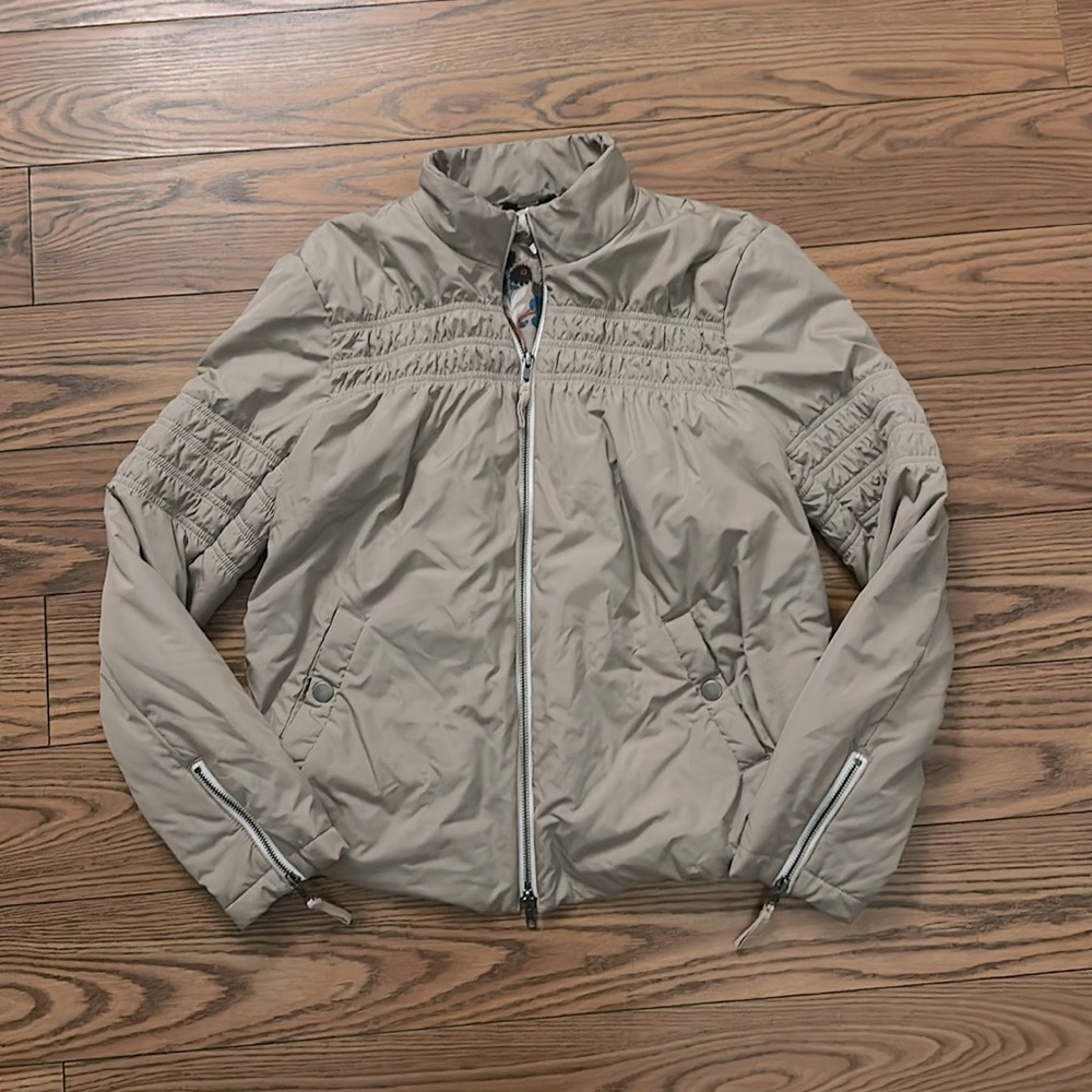 Free People Women’s Light Bomber Jacket Medium - Picture 2 of 8